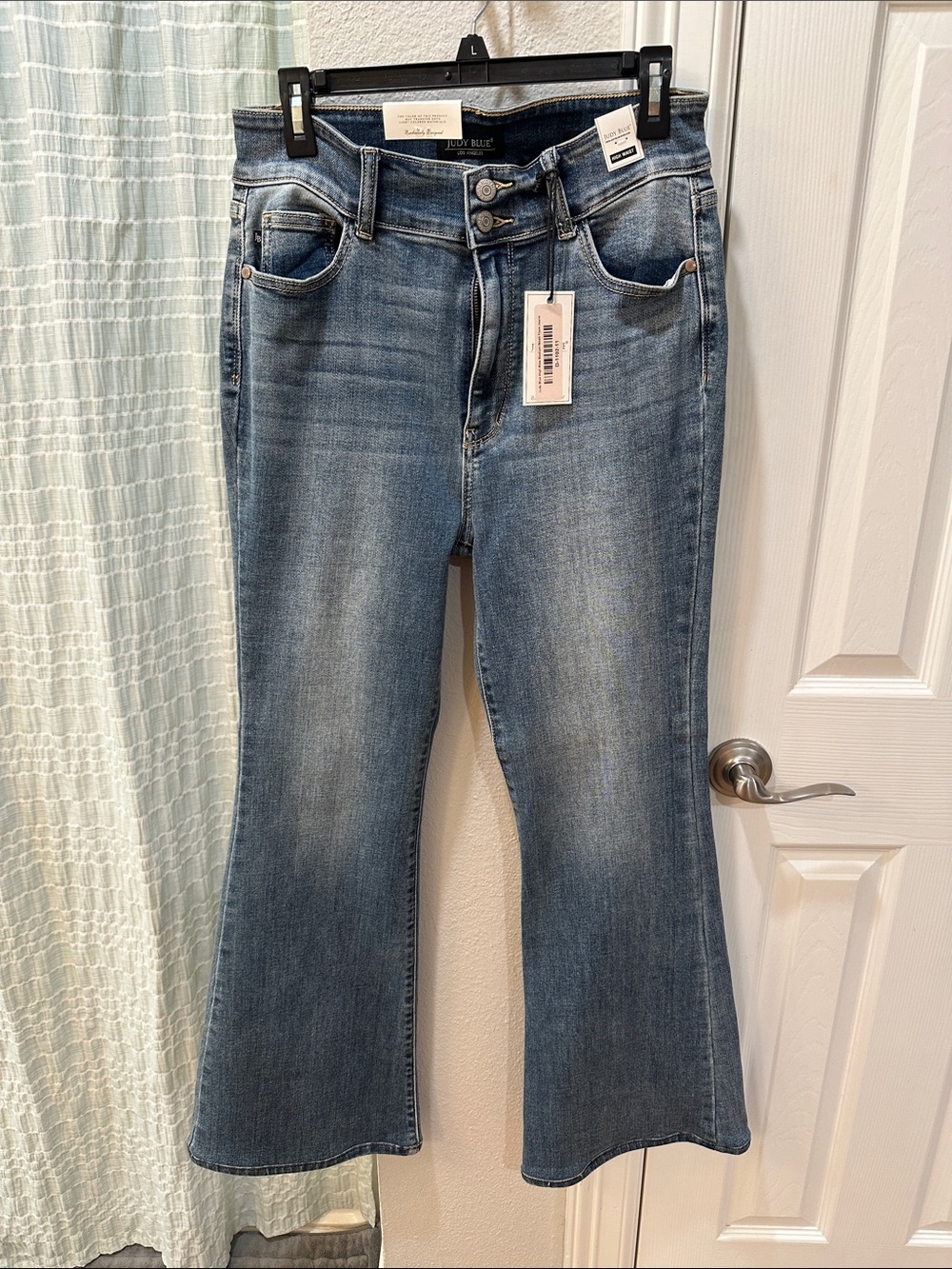 Judy Blue Women’s Mid-Wash Blue Flare Jeans